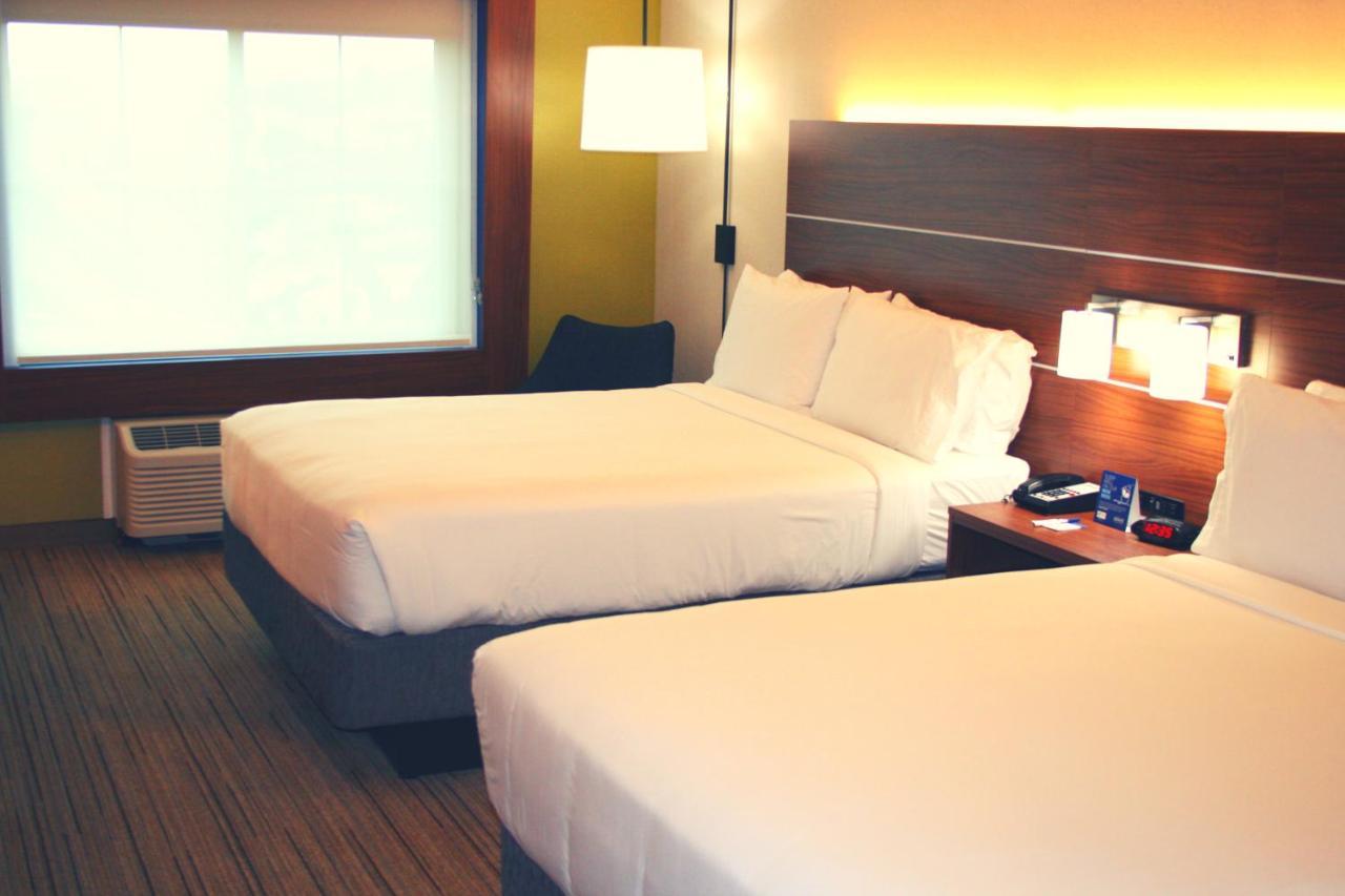 Holiday Inn Express Hotel & Suites Marina By Ihg Extérieur photo