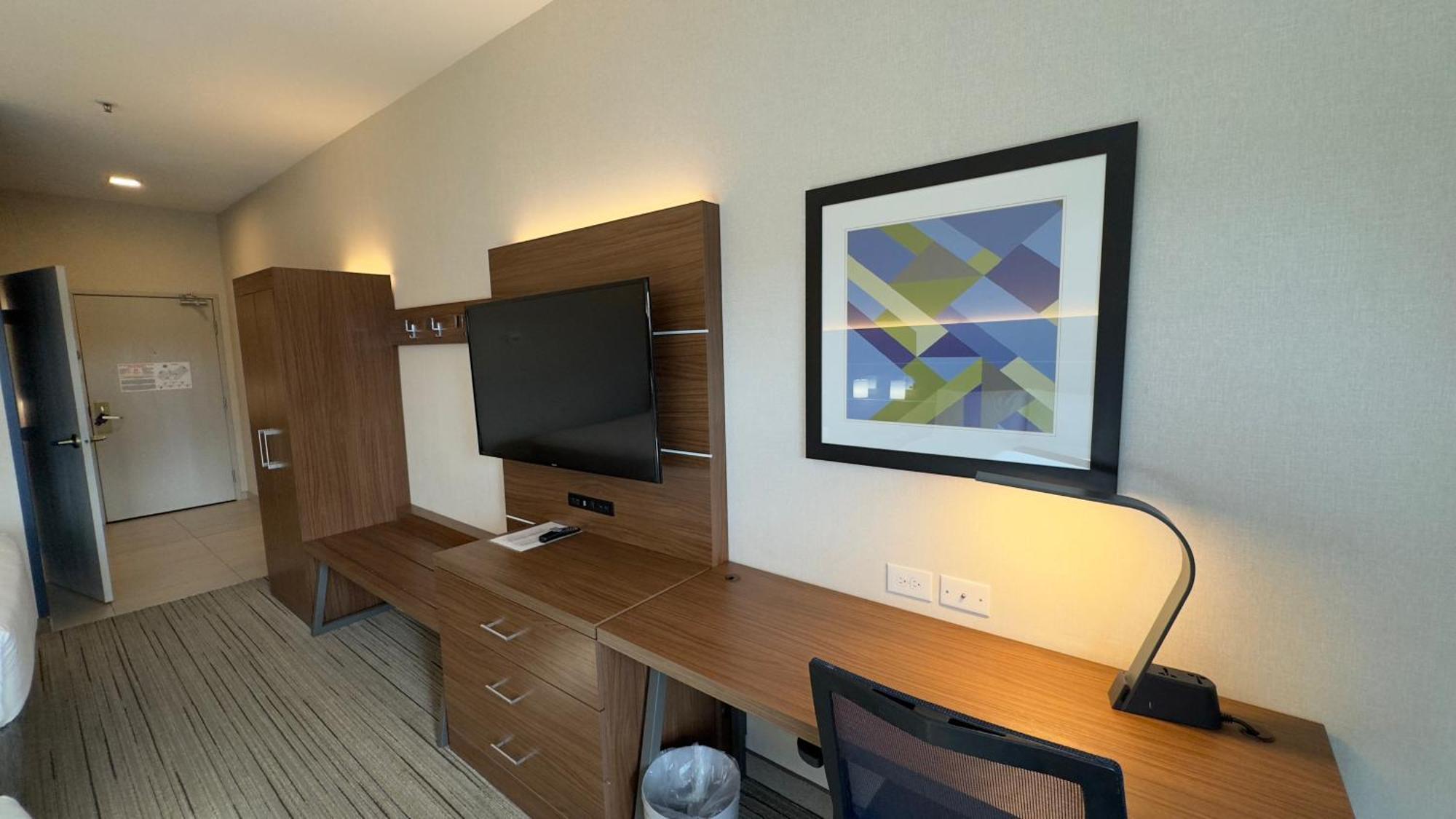 Holiday Inn Express Hotel & Suites Marina By Ihg Extérieur photo