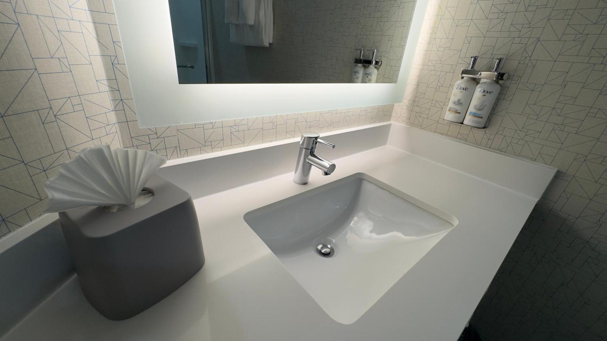 Holiday Inn Express Hotel & Suites Marina By Ihg Extérieur photo